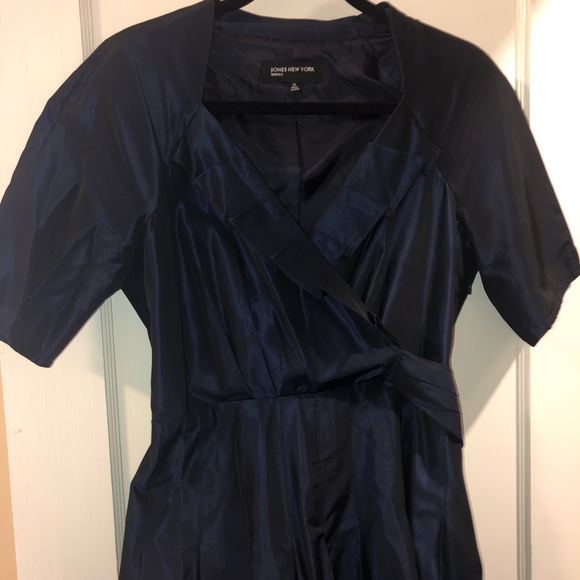 Navy Blue Fit and Flair Cocktail Dress - Picture 3 of 4